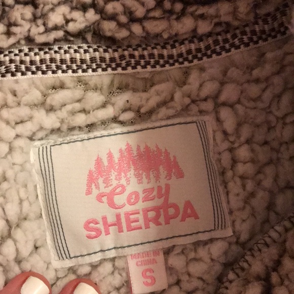 Cozy Sherpa Fleece Zip-up - Picture 2 of 4
